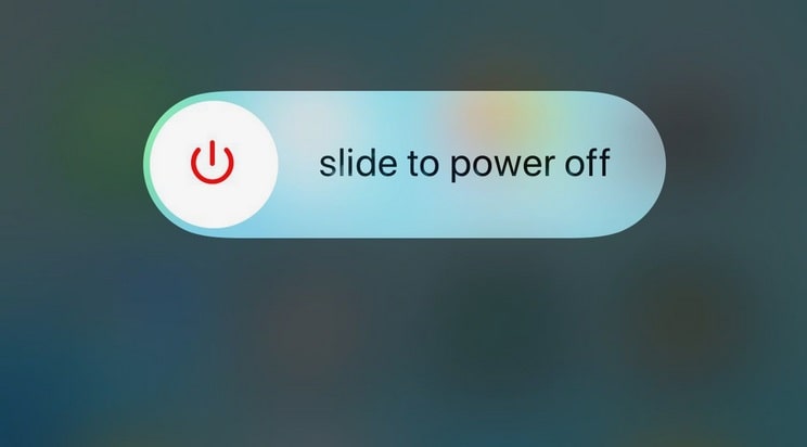Una captura de pantalla del mensaje Slide to Power Off en un iPhone